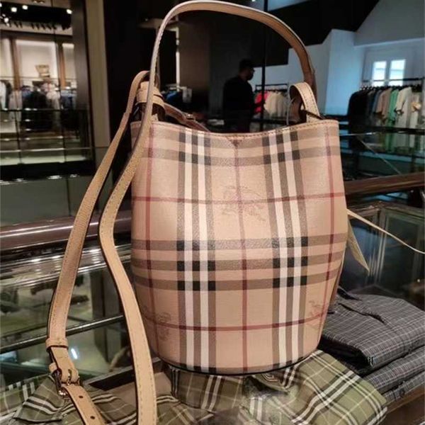 

burbrerys crossbody handbags bags burbrery luxuries designers women bag purses totes designer woman handbag shoulder wallets inck