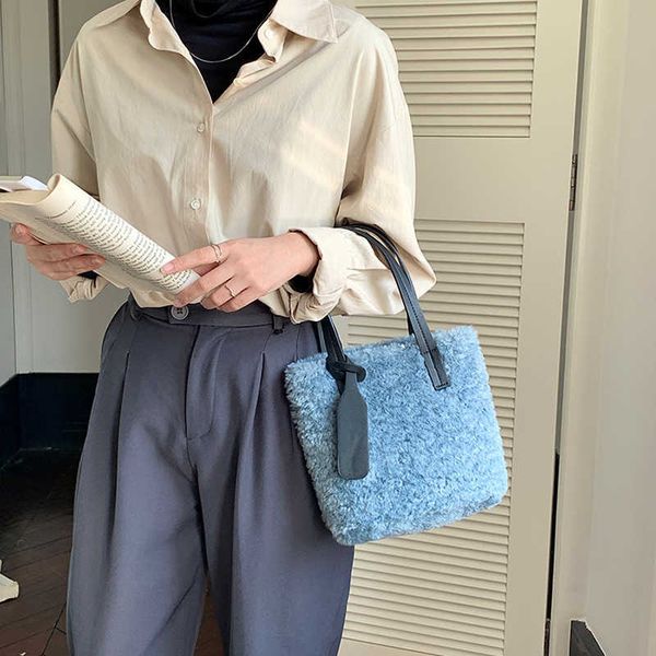 

shoulder bags casual soft plush tote bag for women luxury faux fur lady handbags pluffy hand warm winter shopper purses small female sac 221