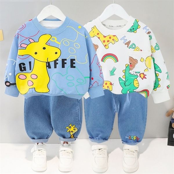 

clothing sets children s spring and autumn set children s long sleeved sweater jeans two piece boys girls giraffe print set 221007, White