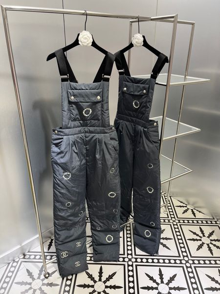 

2022 women's jumpsuits runway designer winter women's thick warm down snow pants outdoor sports belt pocket pant snowboard strap t, Black;white