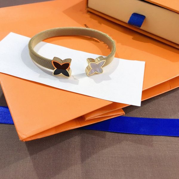 

fashion designer women bracelet bangle charm delicate luxury jewelry new quality magnetic buckle gold leather bracelet wristband strap case, Black