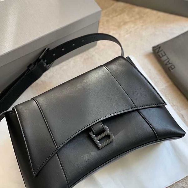 

designer luxury womens bag balencigas handbag b-shaped paris single shoulder messenger fashion square gift shoulder oblique span versatile h