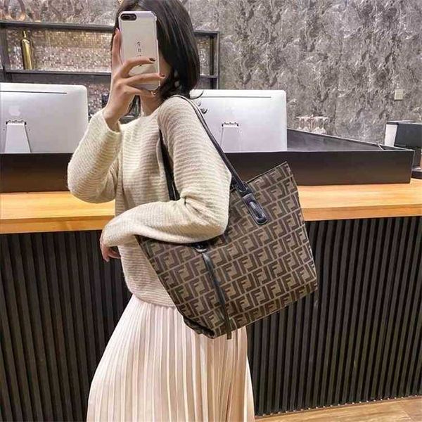 

70% off 2023 designer bag women's of letter net red capacity tote foreign stylellfs