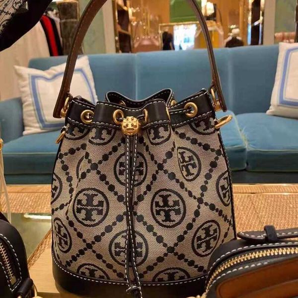 

fashion leather shoulder bags torysbirchs luxury lambskin purse designer bags light luxury tb bag women's spring new monogram bucket si