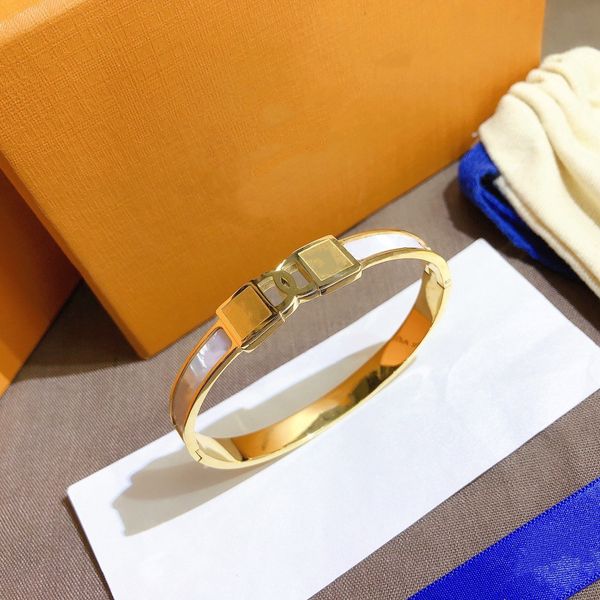 

luxury bangle designer elegant fashion women letter pendant clover bracelet wedding necklace special design jewelry quality, Black