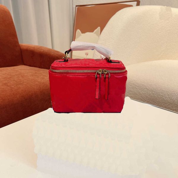 

highh qualityy classic cosmetic bag woman fashion designers clutch purses monogrames clemence long wallet card holder purse with dust bags, Red;black