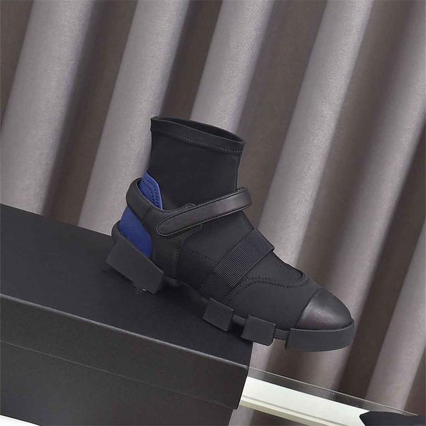 

fashion shoes accessories boots channel men' women' autumn and winter leather alphabet socks boots 03-010, Black