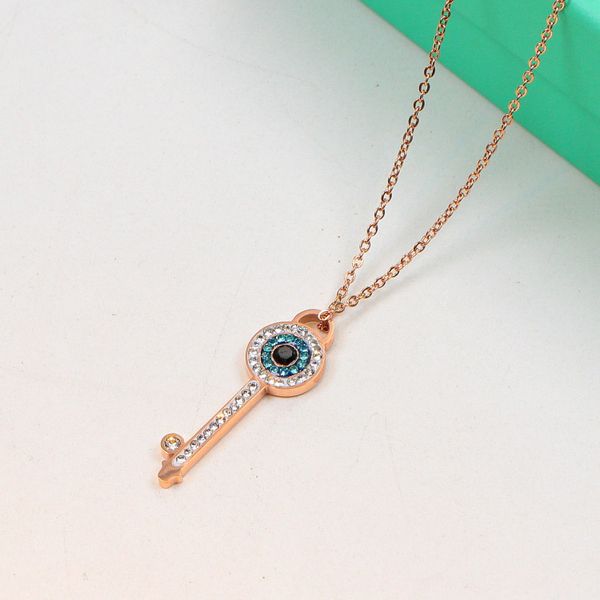 

love key pendant necklace female party clavicle chain light luxury silver fashion jewelry necklaces couples party gift