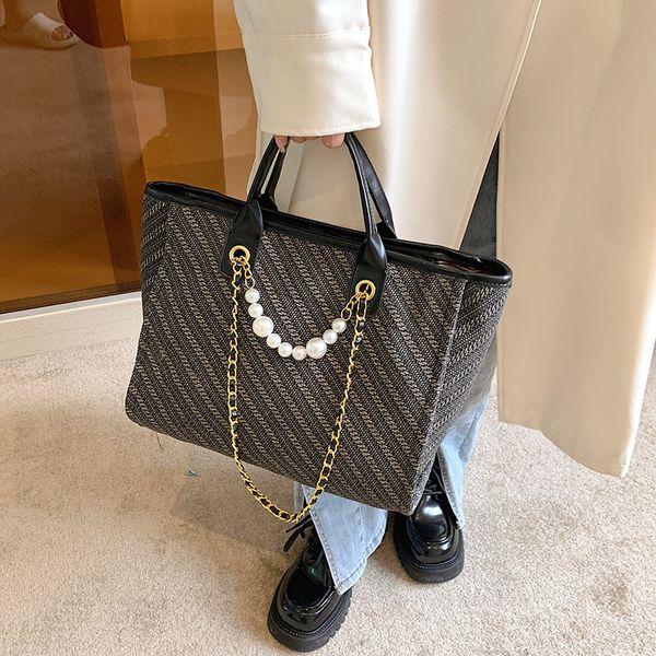 

fashion pearl chain large tote bag designer casual women handbags luxury brand shoulder crossbody bags female big shopper purse 2022, Black;red