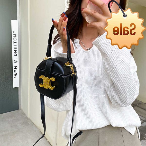 

designer bags arc de triomphe new shoulder msenger bag mini hand foreign style versatile lock box small factory direct sale