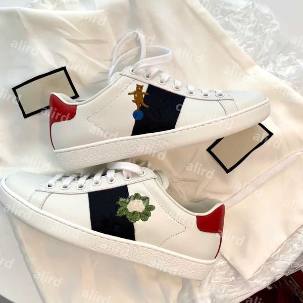 

designers shoes sneakers leather trainers shoe casual high ace bee embroidery stripes walking sports espadrilles 2021 men women luxurys