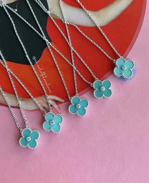

2022 christmas limited edition clover pendant necklaces vintage 4 leaf brand designer luxury necklace middle crystal stone jewelry for women, Silver