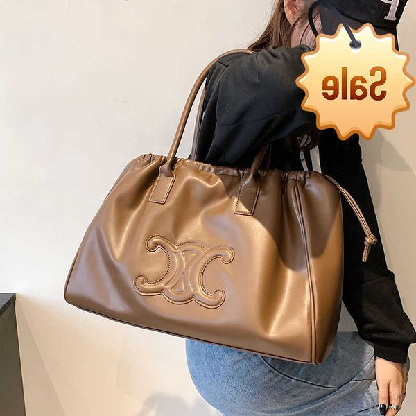 

designer bags 2022 new triumph arch drawstring tote fashion casual large capacity handbag pig nose underarm shoulder bag factory direct sale