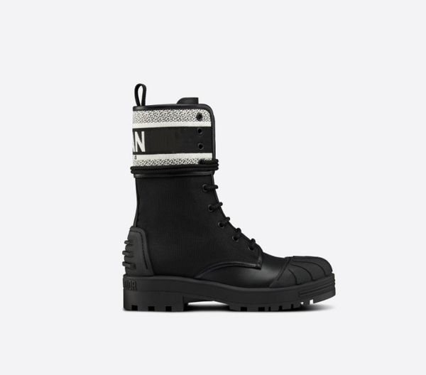 

2022 new knight high boots are made of black cowhide with elastic sleeve fabric calf leather and sheepskin lining size 35-42with box