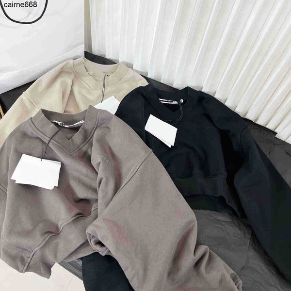 

designer women's hoodies sweatshirts three color short sweater small girl alexanders style niche women's wear wangs, Black