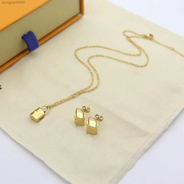

high polished classic design women earrings necklace stainless steel gold silver rose colors sets heart lock love pendant trendy jewelry