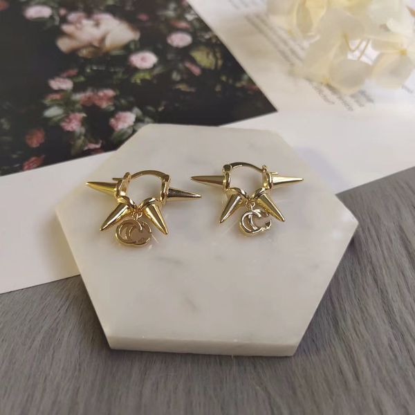 

2022 new stud earrings fashion brand four pointed star brass letters ladies' wedding party couple gift designer jewelry excellence qual, Golden;silver