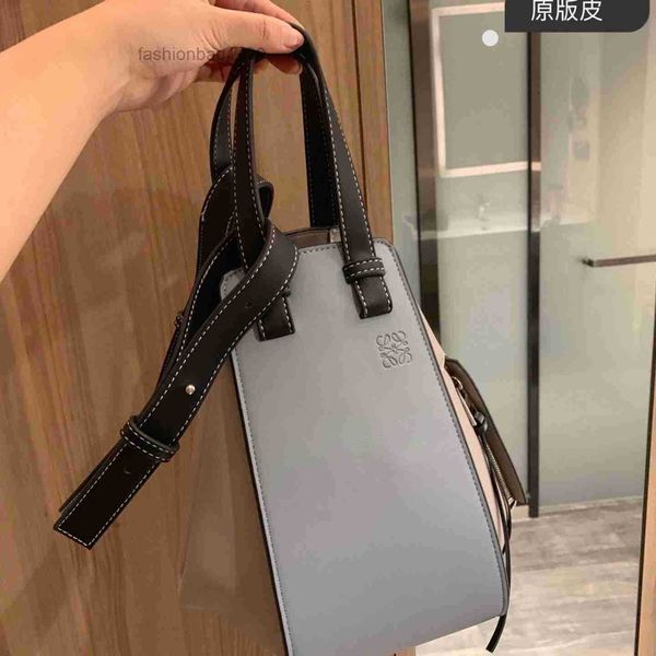 

2023 loews designer women handbags bag hammock deformation cowhide backpack single cross on 0gf2m7