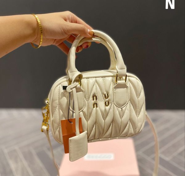 

Luxury totes bags lady MINI handbag designer 5A top crossbody bowling bag womens embroidered letter shoulder bag, Black