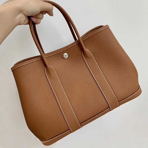 

classic garden party tote bag cowhide first layer garden bag 2023 new leather women's portable large capacity shopping wedding 1w73t