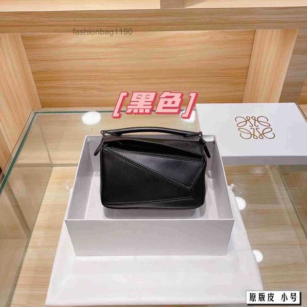 

2023 handbags designer women bag loews classic puzzles rhombic pillow jyi9