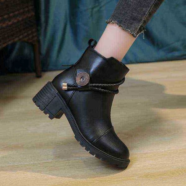 

women boot in short boots autumn and winter 2022 new thick heel martin round head plush fashion high heeled 07091011, Black