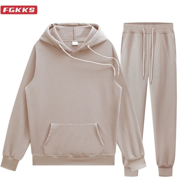 

mens tracksuits fgkks men sets hoodiepants twopieces casual solid color sweatsuit men fashion sportswear brand set tracksuit male 221010, Gray