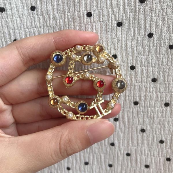 

women girl number brooch round no5 brooches suit lapel pin for gift party fashion jewelry accessories237s, Gray