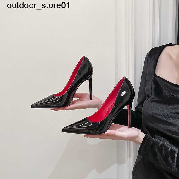

designer sandals luxury brand dress shoes women shoes french large high-heeled shoe summer versatile patent leather sandal women valentinoe&, Black