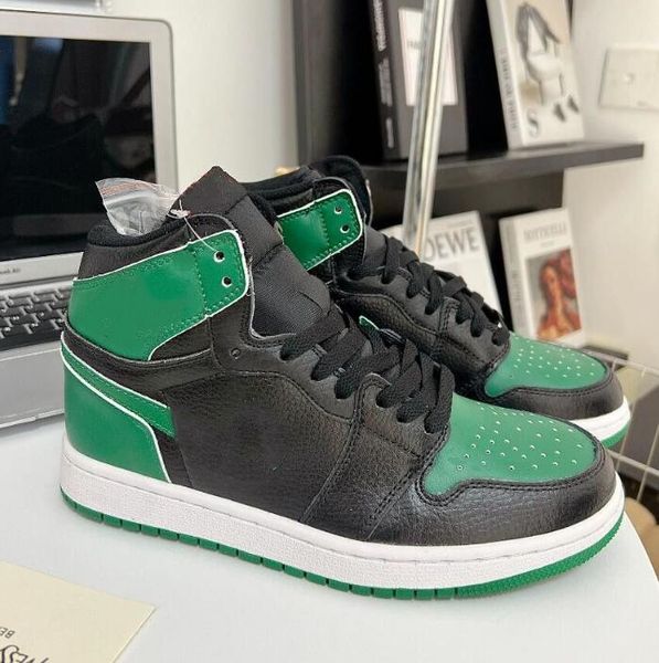 

casual shoes fashion men women flat 1s high lace-up leather sneakers outdoor comfortable skateboard trainers 36-45, Black