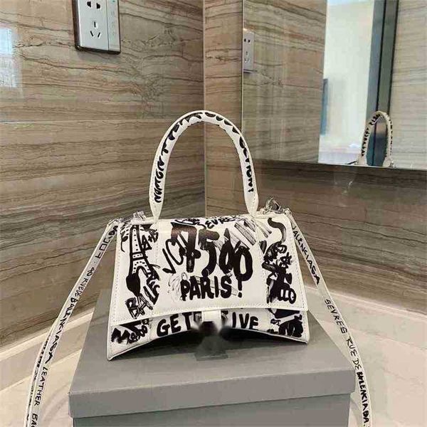 

designer hourglass bags balencigas handbags bale 2022 trend graffiti popular personality women's single shoulder bag messenger hand for