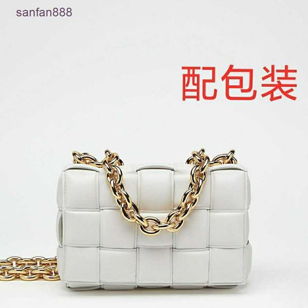 

botte botte bags venecassette bucket bag2022bv new tofu pillow chain bag sheepskin pure hand woven women's big gold portable shoulder r