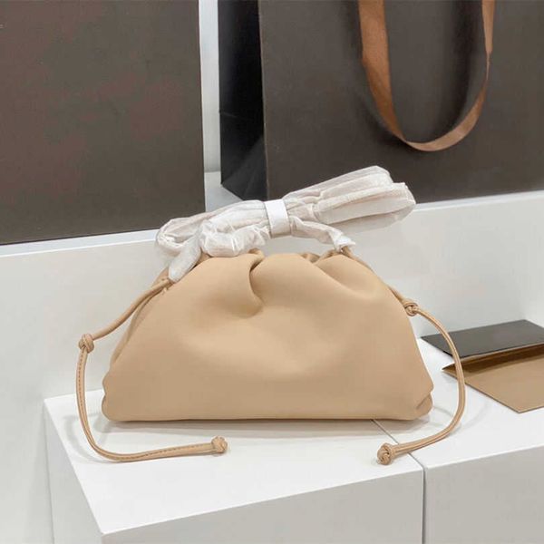 

designer herme luxurious bottess bags venetas cloud fold the same leather high-end women's small messenger one shoulder dumplings have