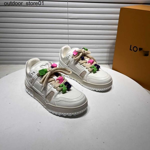 

designer sneakers fashion brand luxury casual shoes men women board shoes trend building block buckle decorative letter buckle sports traine