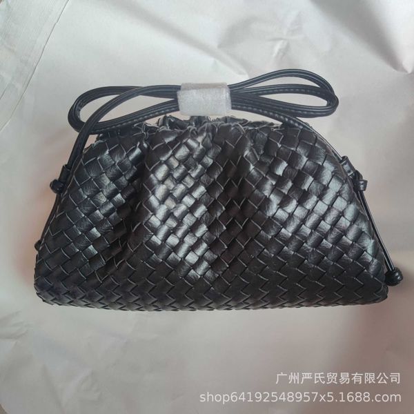 

designer herme luxurious bottess bags venetas woven cloud 2022 new women's dumpling fashion one shoulder messenger small woven hand hav