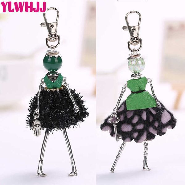 

key rings 2017 brand new women black blue cute bag doll keychain pendant princess girl car key chains statement fashion jewelry l221010, Slivery;golden