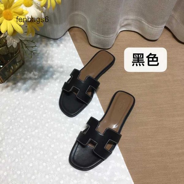 

wearing leather sandals h-tow sandal oran hermee designer slippers women's flat slipper bottomed beach leisure summer travel eezc, Black