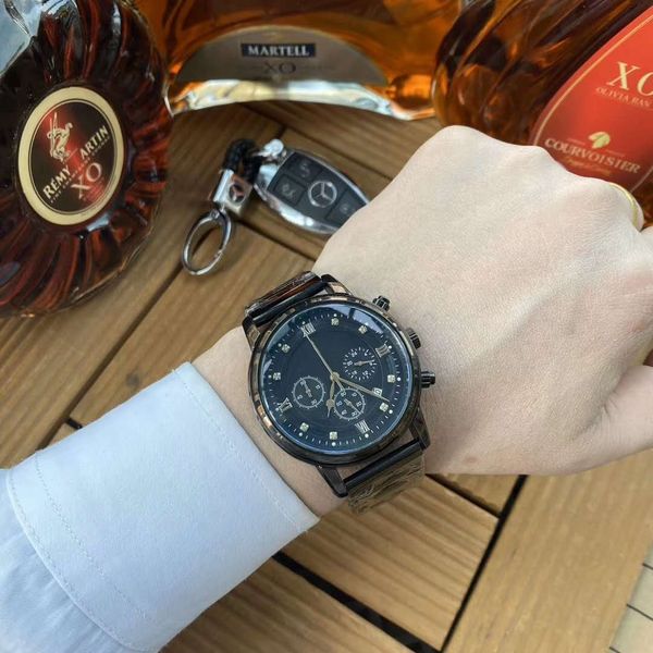 

luxury six-pin design multi-functional quartz movement leather strap waterproof men's watch 2022, Slivery;brown
