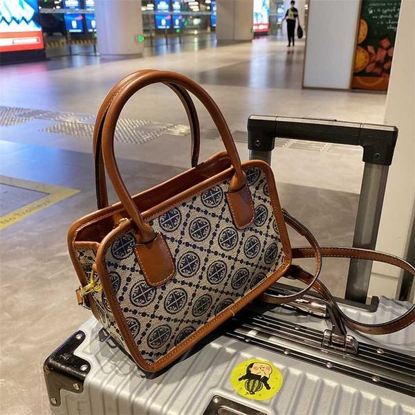 

2023 online store shoulder bags trendy bags this year's exotic old flower portable messenger one versatile women's