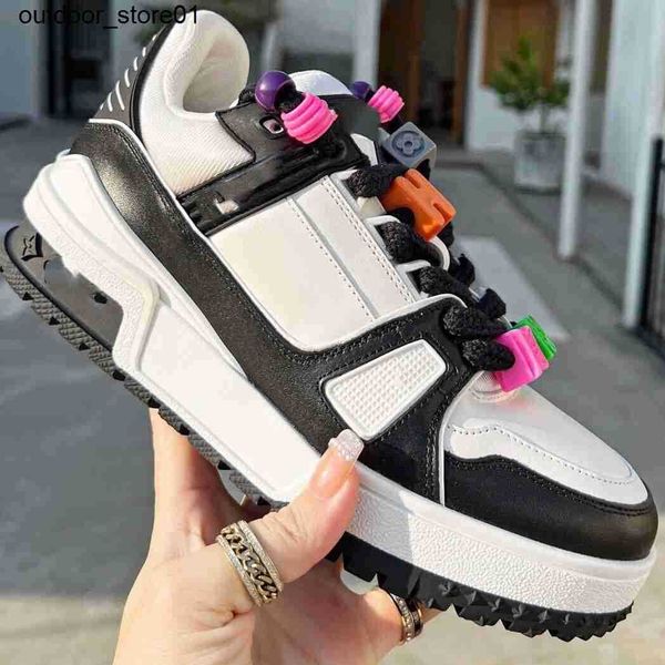 

designer sneakers fashion brand luxury casual shoes men women board shoes couple high beauty flow sport trainers