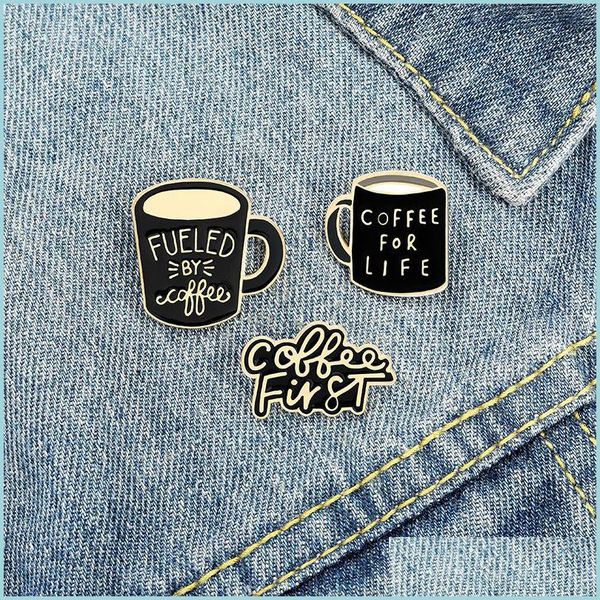 

pins brooches black romantic coffee cup enamel pins yellow fashion fist for friend gift 935 q2 drop delivery 2022 jewelry dhtwj, Gray