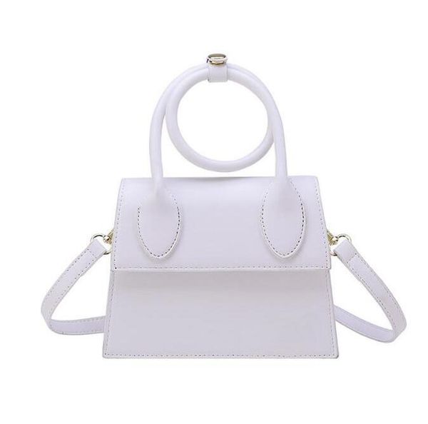 

2023 fashion new women's bag one shoulder messenger hand-held small square bag