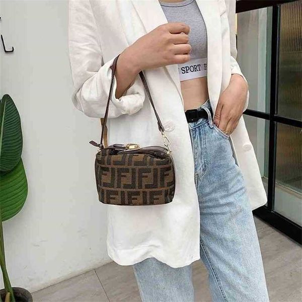 

shoulder bags explosive models handbags small leisure pillow mini portable lunch diagonal factory direct sales 68% off