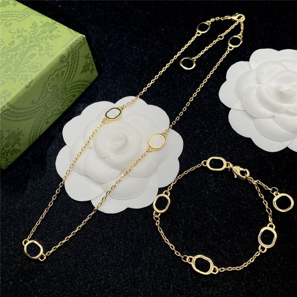 

new style interlocking letter necklace bracelets women dress suit jewelry set chain bracelet with box, Black