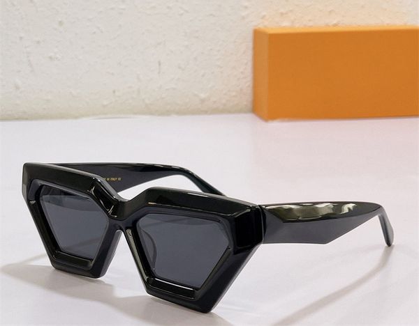 

fashion designer 1746 sunglasses for women stereoscopic cutting butterfly shape glasses personality avant-garde style anti-ultraviolet prote, White;black