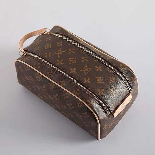 

2022 men travelling totes designer women wash bag large capacity cosmetic bags makeup toiletry bag pouch frame