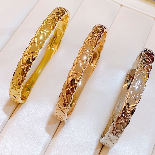 

designer women au750 diamond lattice bangle bracelet luxurys designers bracelets france brand c cococrush hoop lady 18k gold metal luxury je, Black