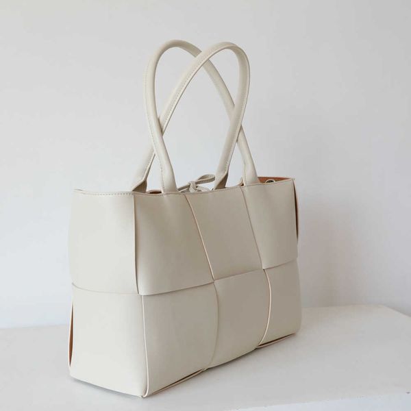 

fashion bag designer bottess venetas's 2022 new leather tote single shoulder messenger women's large capacity portable commuting f