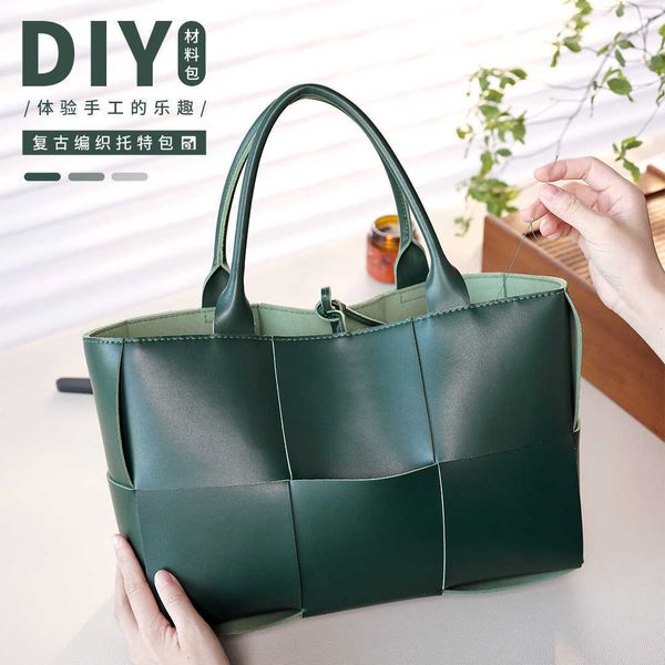 

fashion bag designer bottess venetas's stupid little fish diy handmade large capacity woven tote for commuting small crowd high-grade l