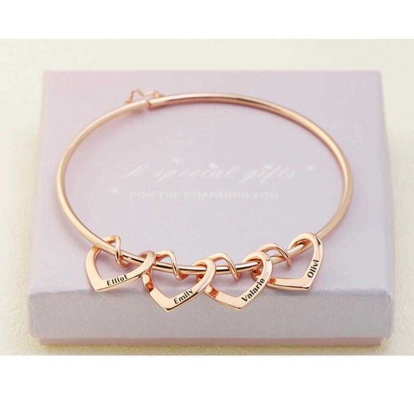 

beaded strands engraved herat bracelets personalized stainless steel design your family name bracelet gift for women gift l221012, Black